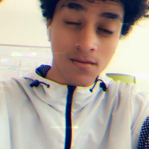 Meet your Posher, Deshawn